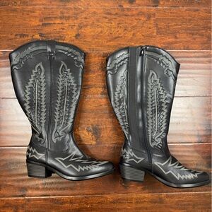 Torrid Western Black Cowboy Boots, 10W wide, NWT, 10WW